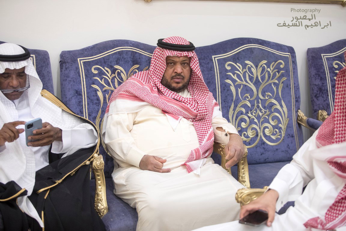 الرزقان يحتفلون في زواج أبنتهم