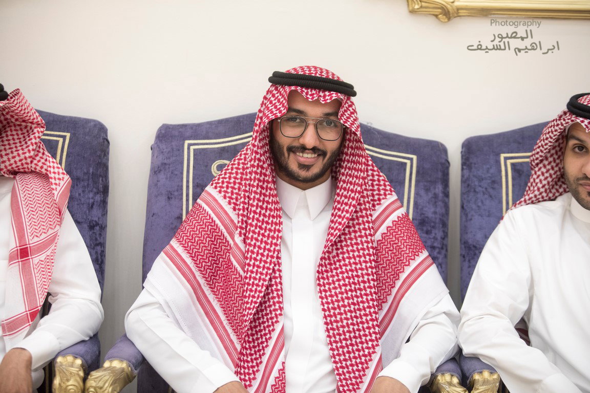 الرزقان يحتفلون في زواج أبنتهم