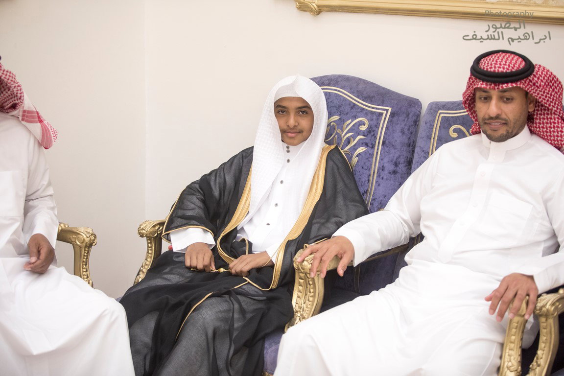 الرزقان يحتفلون في زواج أبنتهم