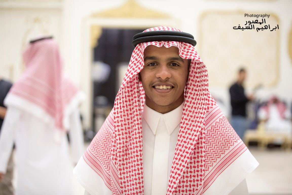 الرزقان يحتفلون في زواج أبنتهم