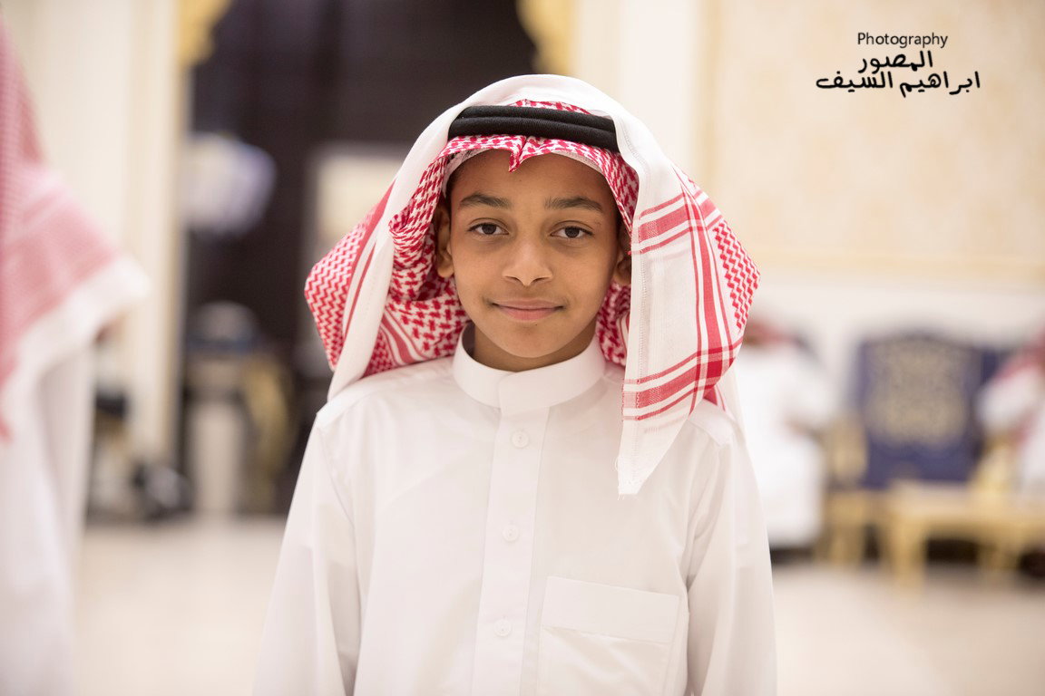 الرزقان يحتفلون في زواج أبنتهم