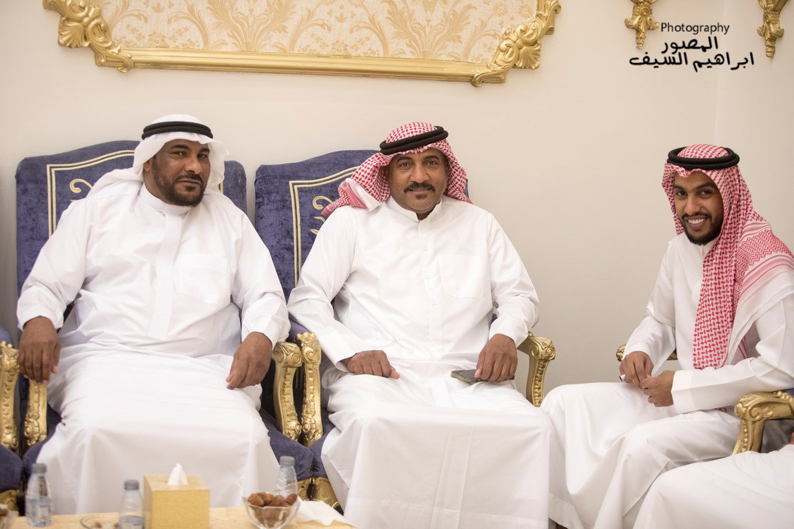 الرزقان يحتفلون في زواج أبنتهم