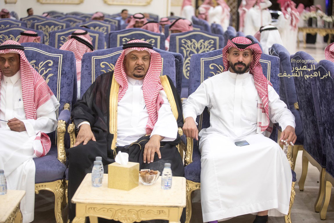 الرزقان يحتفلون في زواج أبنتهم