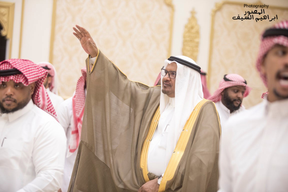 الرزقان يحتفلون في زواج أبنتهم