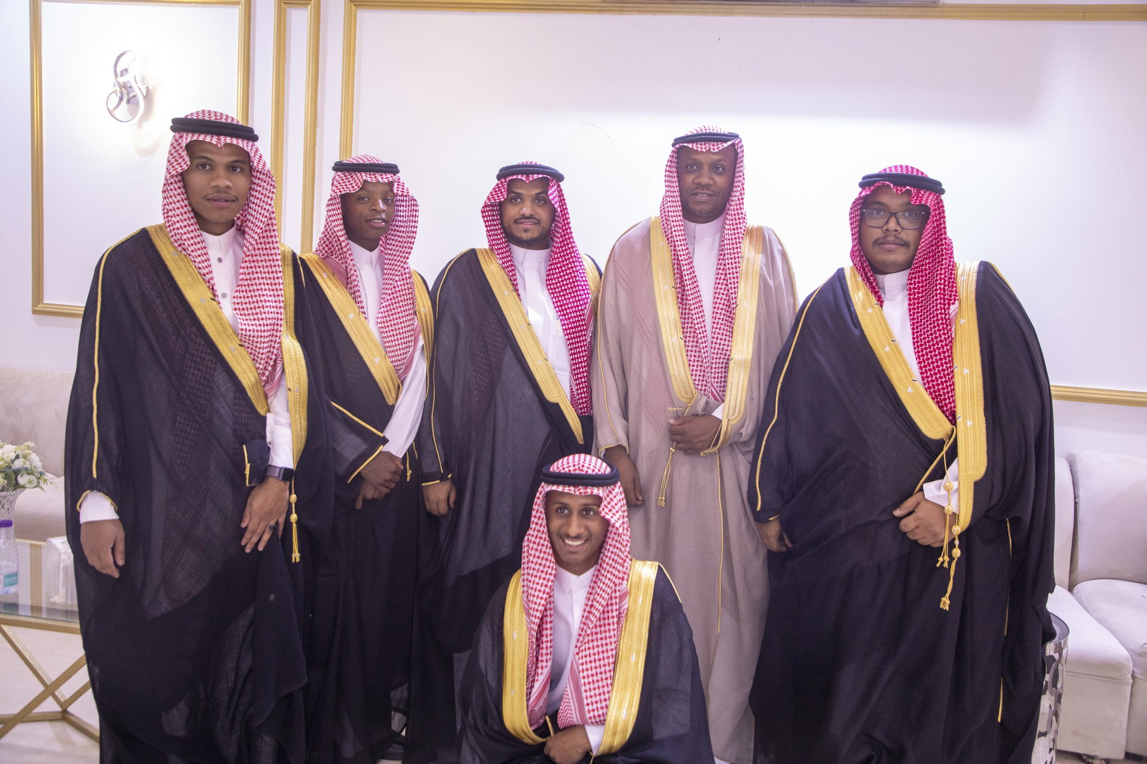 بارك الله لهما وبارك عليهما وجمع بينهما في خير