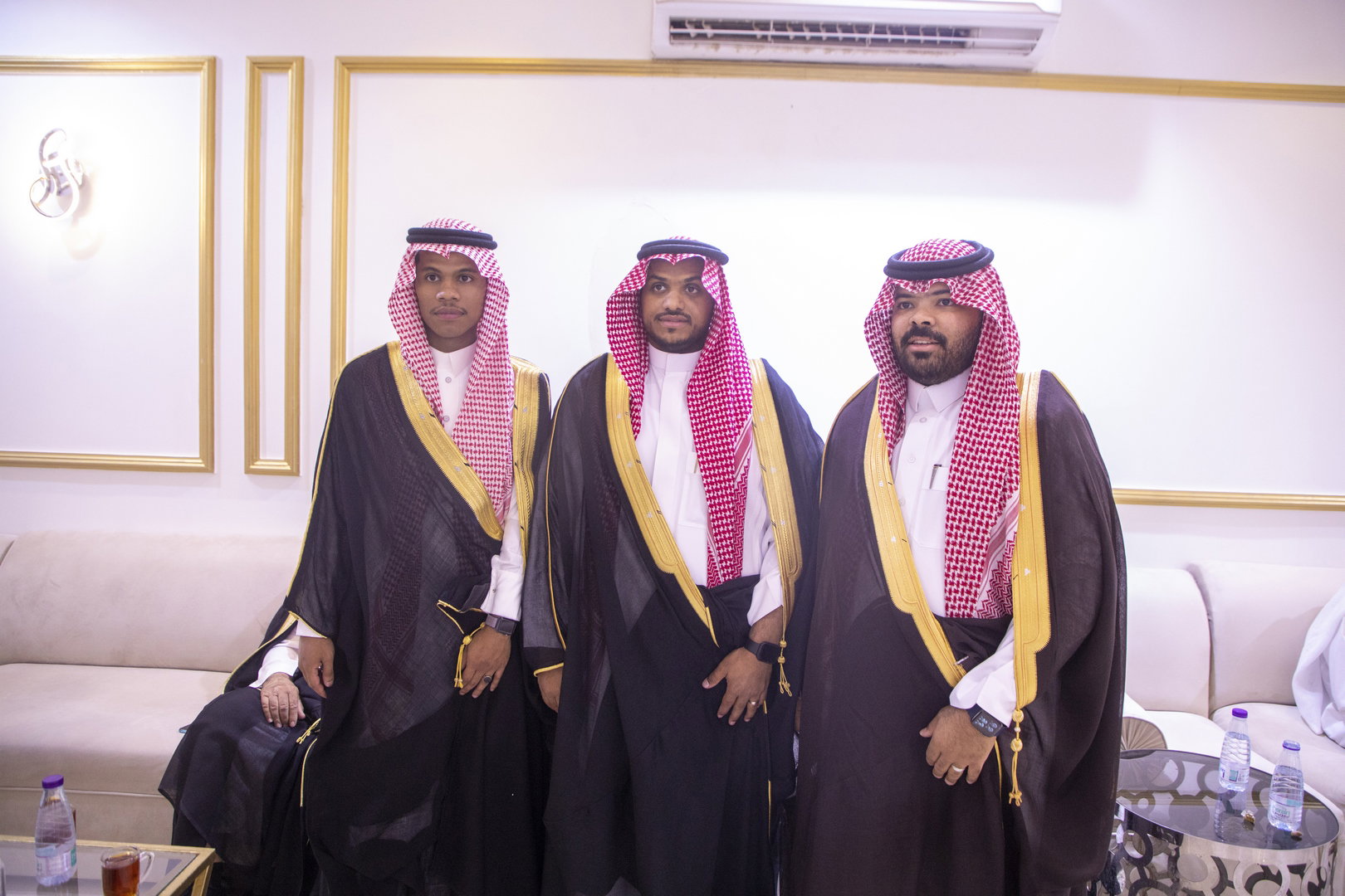 بارك الله لهما وبارك عليهما وجمع بينهما في خير