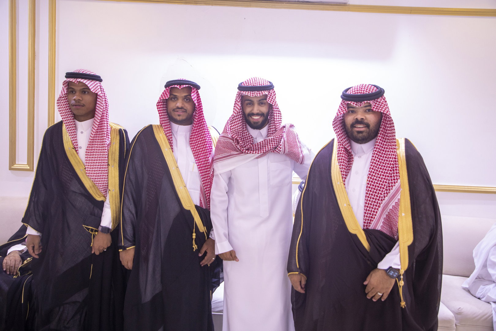 بارك الله لهما وبارك عليهما وجمع بينهما في خير