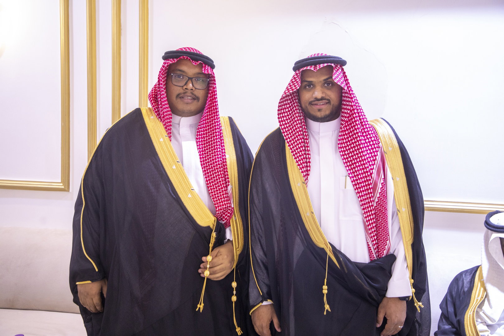 بارك الله لهما وبارك عليهما وجمع بينهما في خير