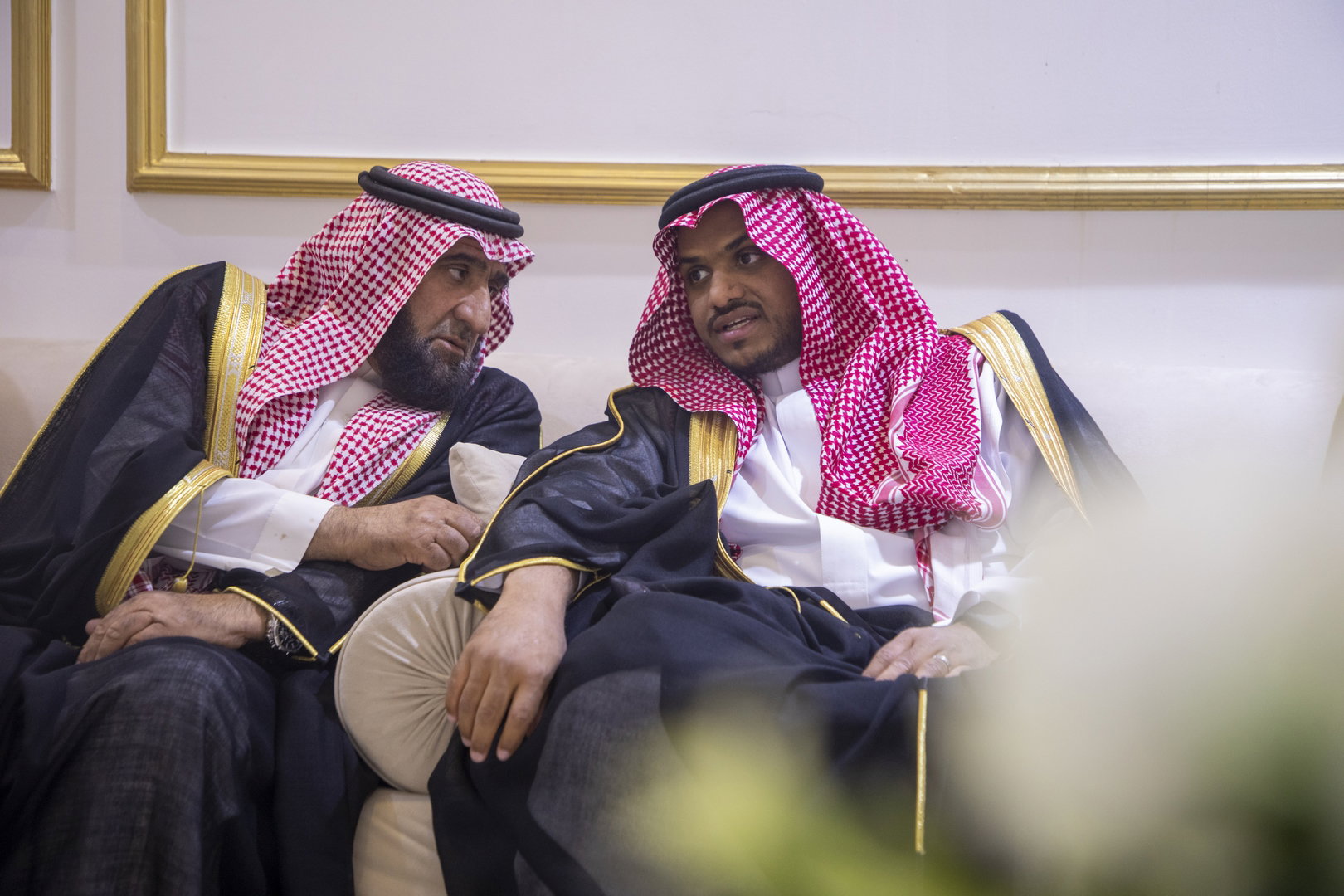 بارك الله لهما وبارك عليهما وجمع بينهما في خير