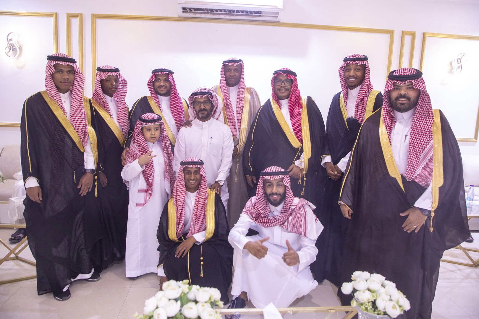 بارك الله لهما وبارك عليهما وجمع بينهما في خير