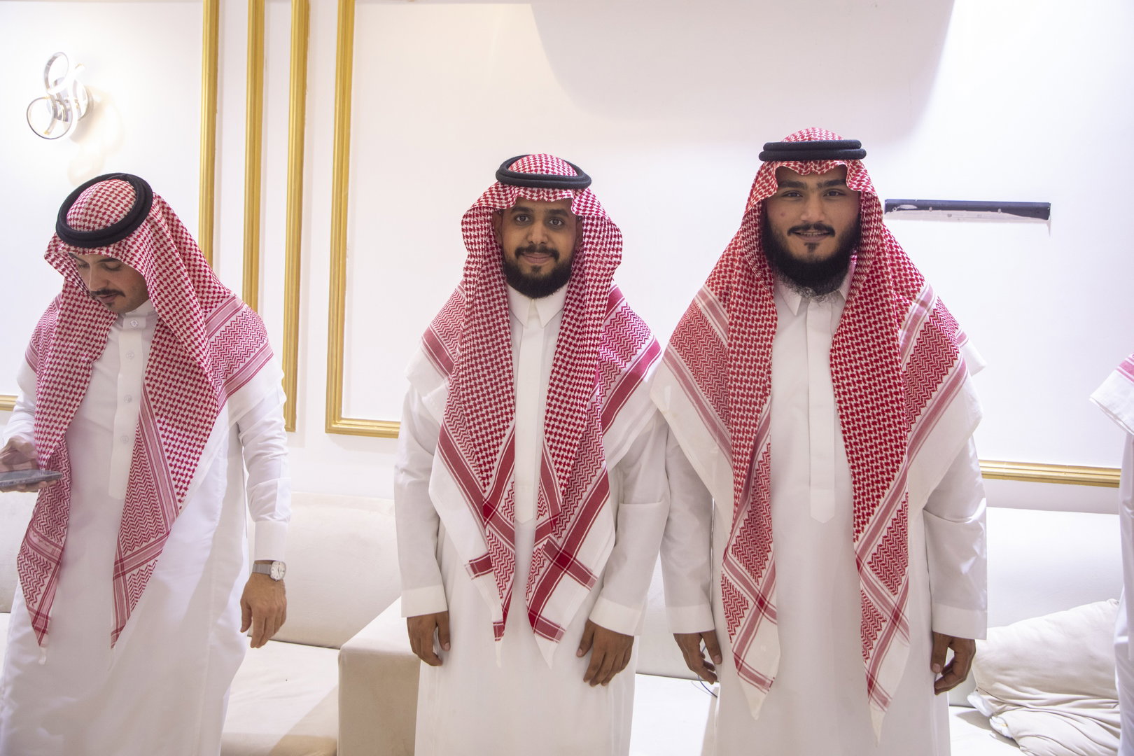 بارك الله لهما وبارك عليهما وجمع بينهما في خير