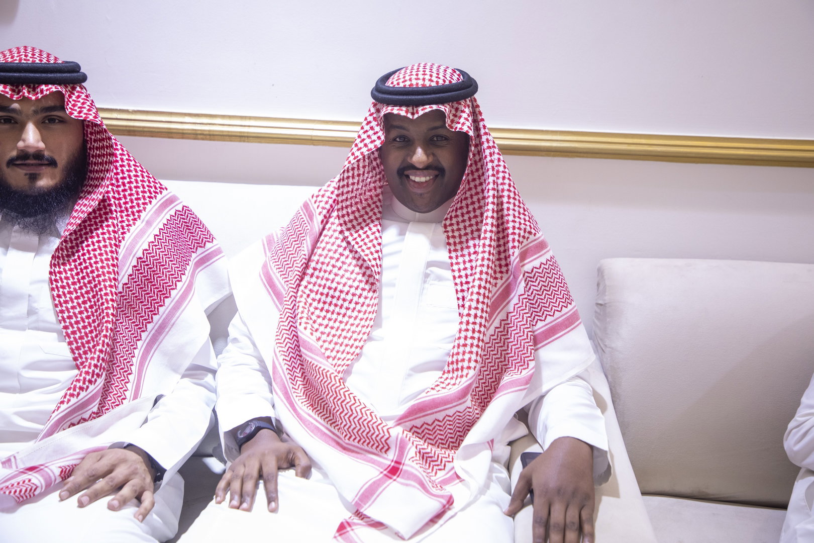 بارك الله لهما وبارك عليهما وجمع بينهما في خير