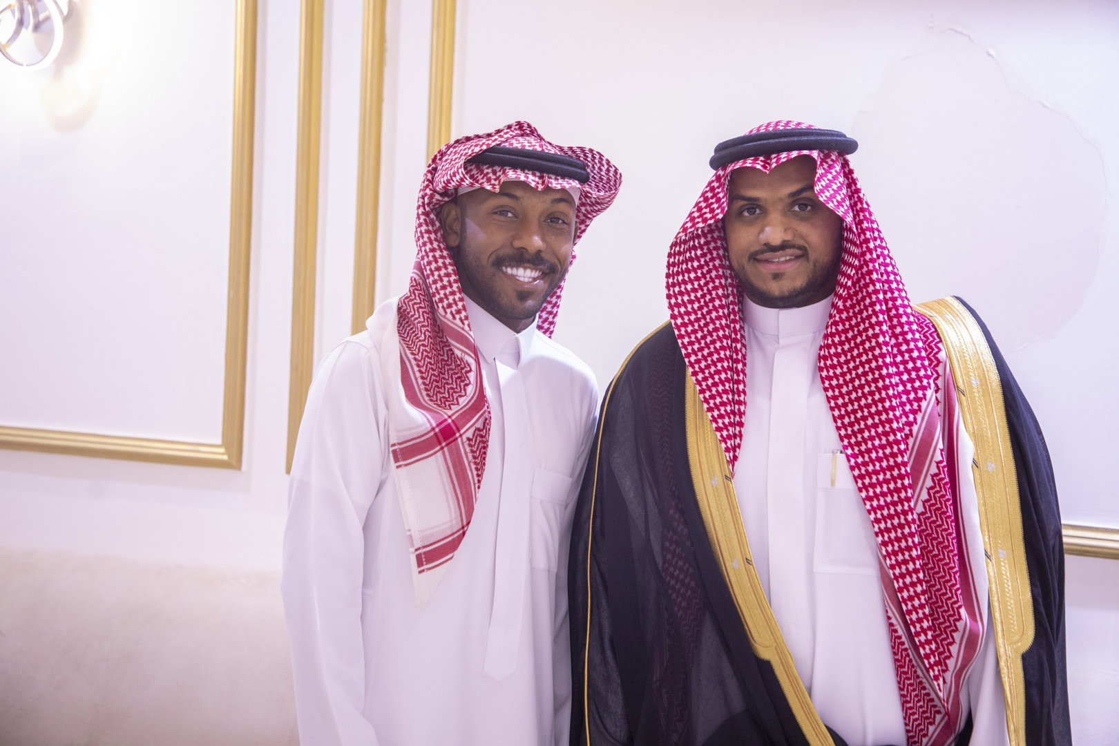 بارك الله لهما وبارك عليهما وجمع بينهما في خير