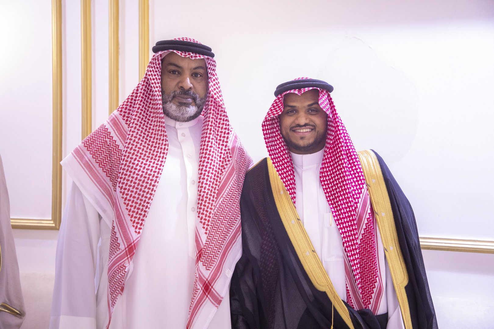 بارك الله لهما وبارك عليهما وجمع بينهما في خير