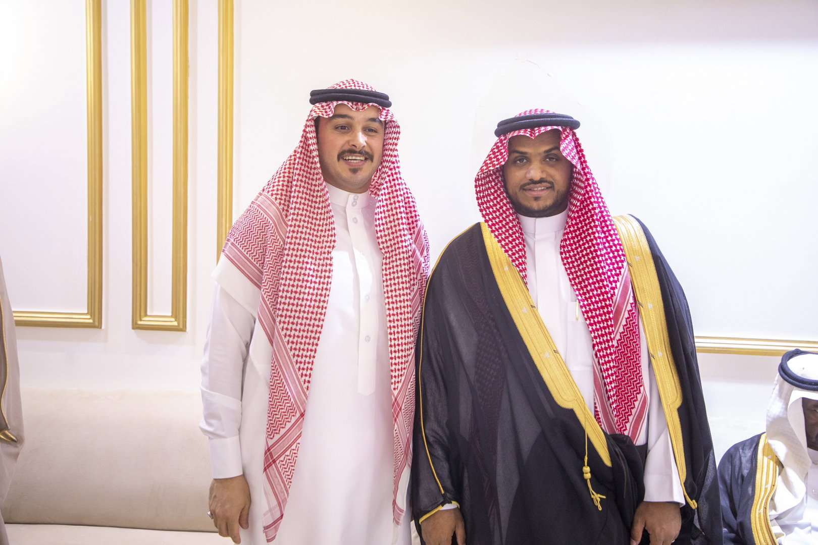 بارك الله لهما وبارك عليهما وجمع بينهما في خير