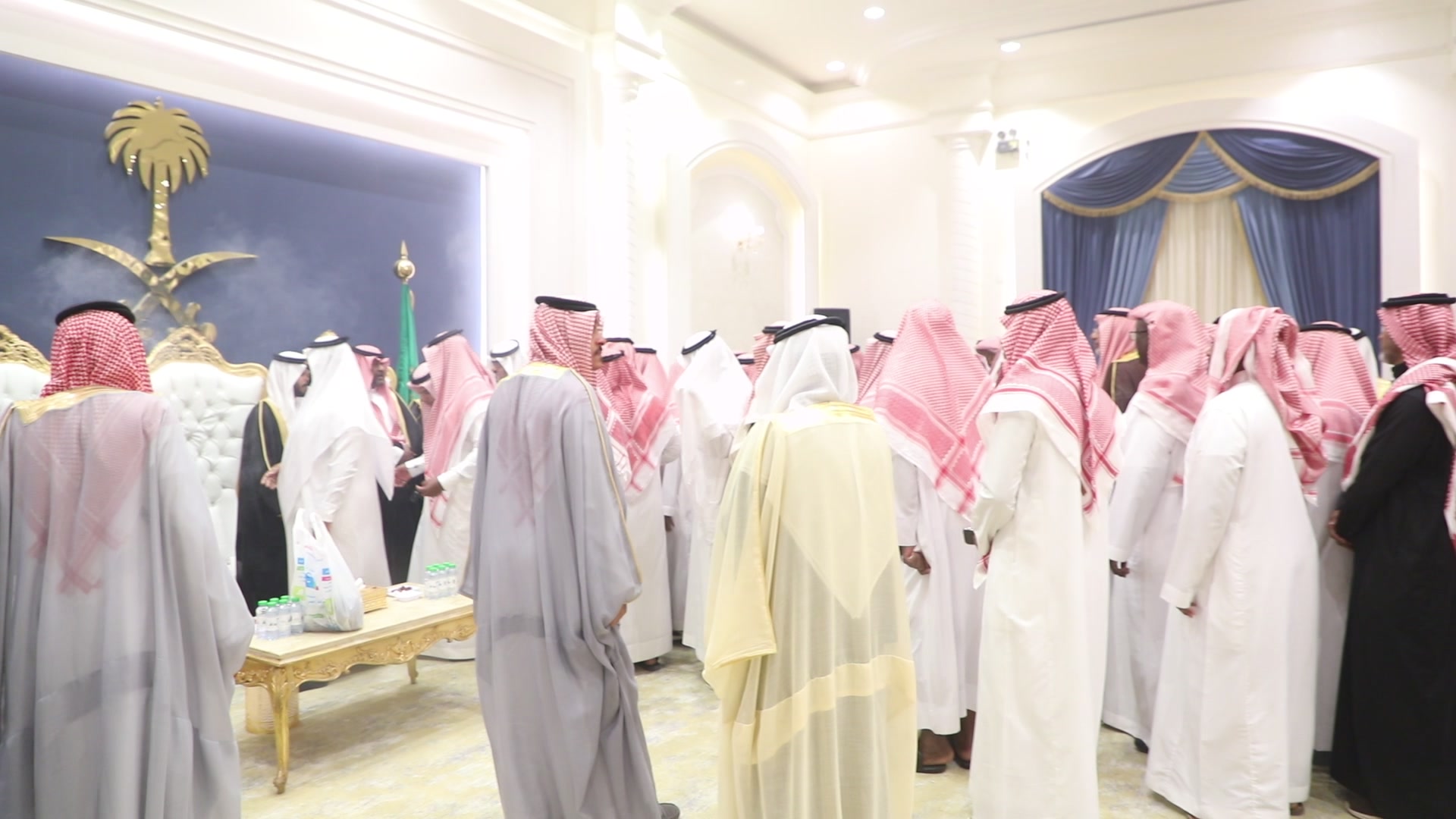 واحييا هذا الزواج غناء الفنانين 1. دحوم الطلاسي                                 2. منصور الدخيل                 3. بن مرضي                4. محمد مبارك