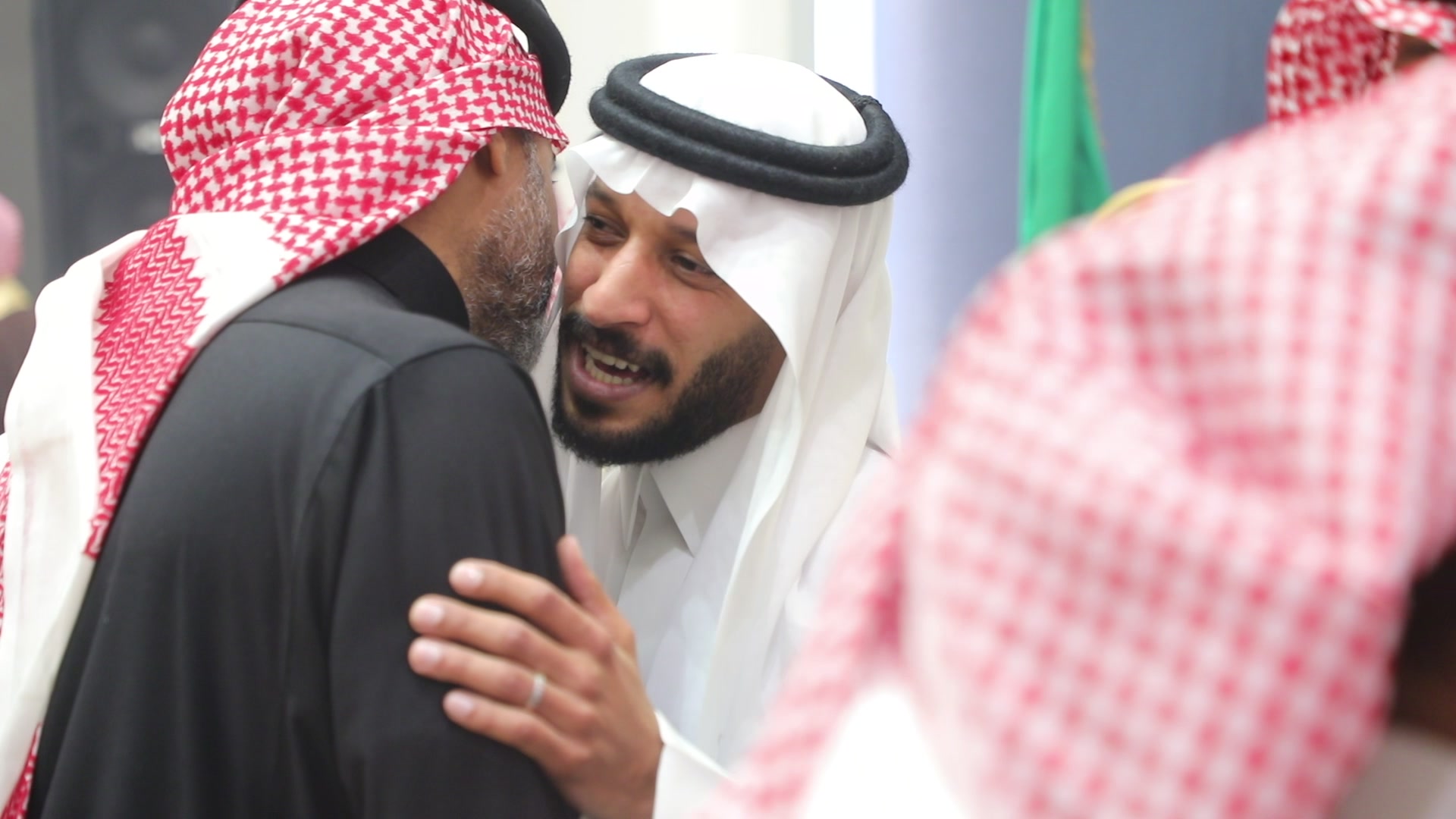 واحييا هذا الزواج غناء الفنانين 1. دحوم الطلاسي                                 2. منصور الدخيل                 3. بن مرضي                4. محمد مبارك