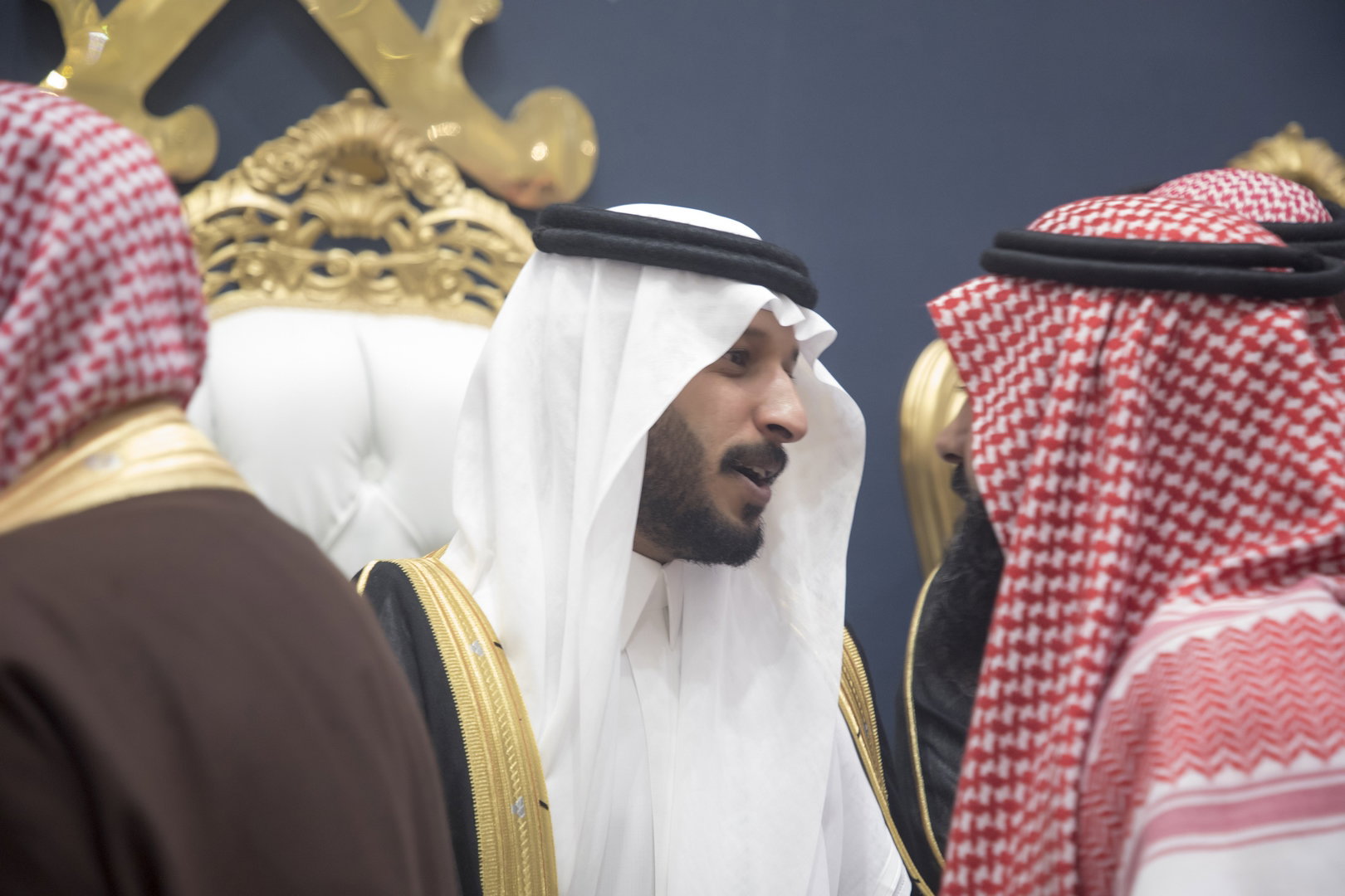 واحييا هذا الزواج غناء الفنانين 1. دحوم الطلاسي                                 2. منصور الدخيل                 3. بن مرضي                4. محمد مبارك