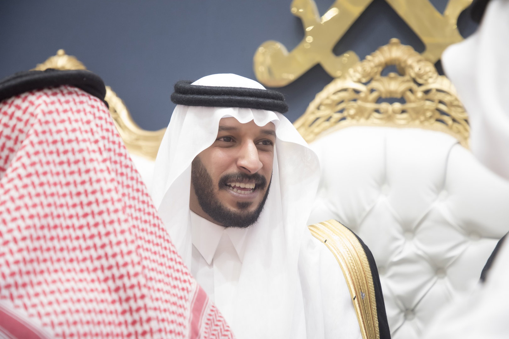 واحييا هذا الزواج غناء الفنانين 1. دحوم الطلاسي                                 2. منصور الدخيل                 3. بن مرضي                4. محمد مبارك