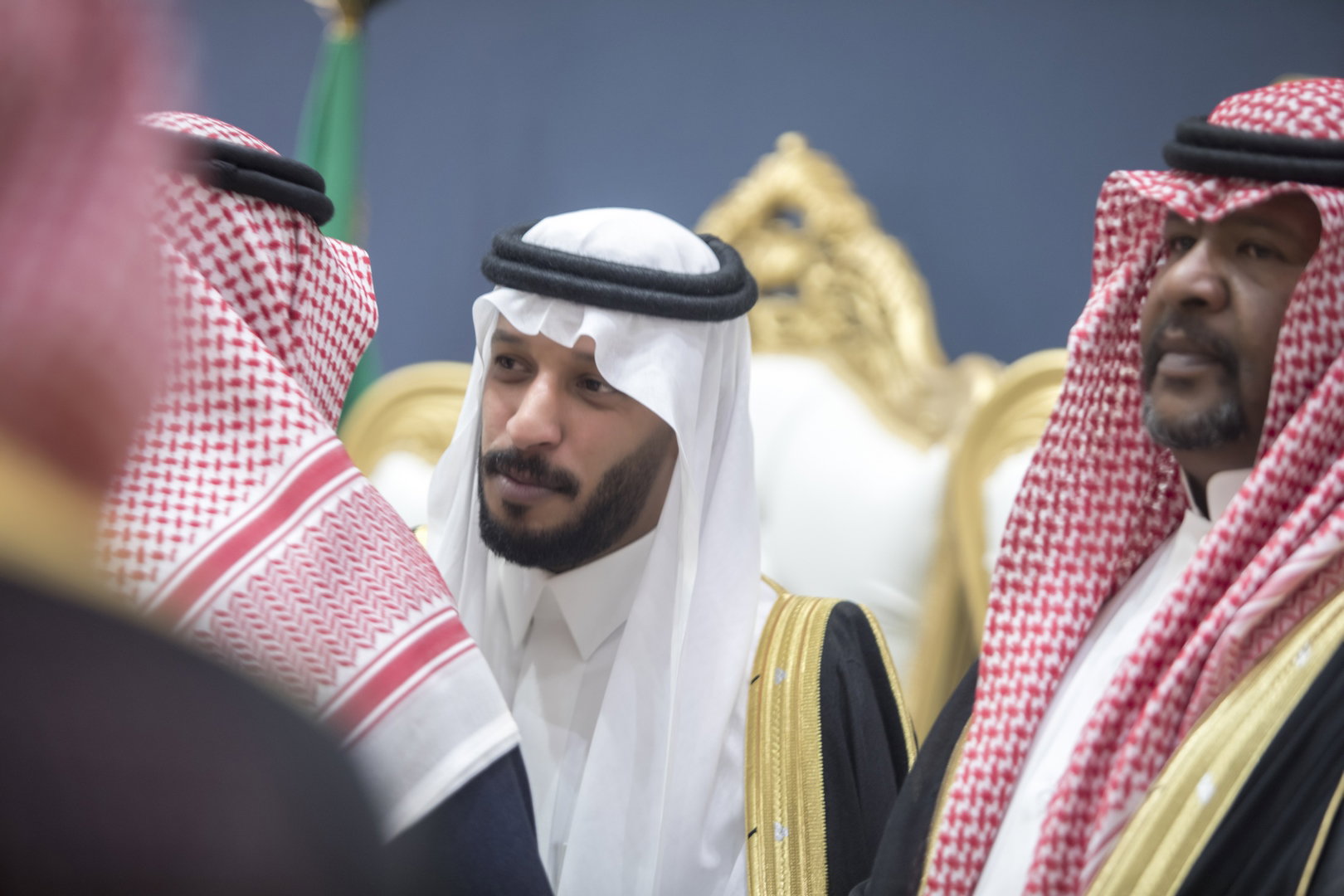 واحييا هذا الزواج غناء الفنانين 1. دحوم الطلاسي                                 2. منصور الدخيل                 3. بن مرضي                4. محمد مبارك