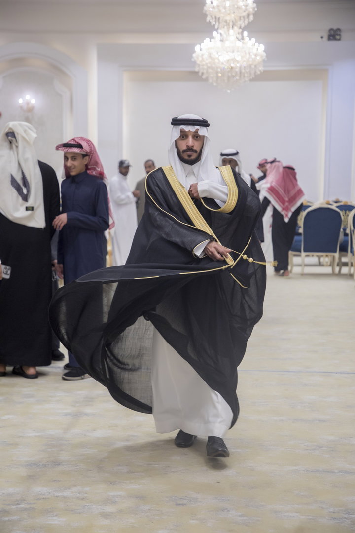 واحييا هذا الزواج غناء الفنانين 1. دحوم الطلاسي                                 2. منصور الدخيل                 3. بن مرضي                4. محمد مبارك