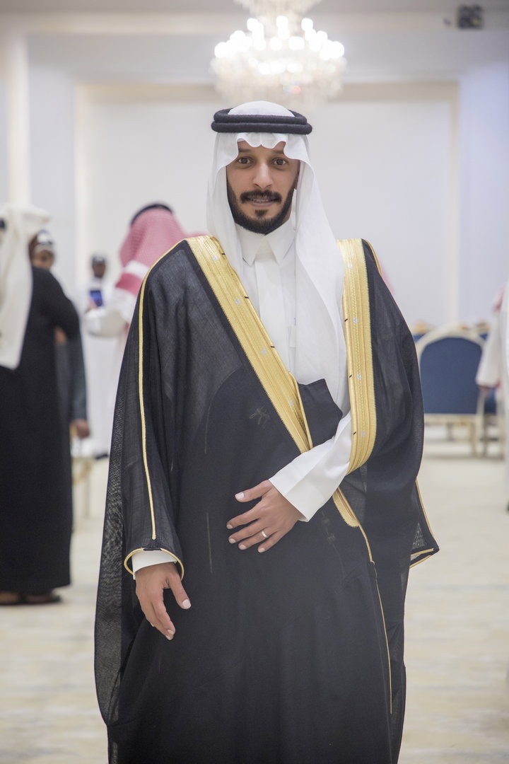 واحييا هذا الزواج غناء الفنانين 1. دحوم الطلاسي                                 2. منصور الدخيل                 3. بن مرضي                4. محمد مبارك