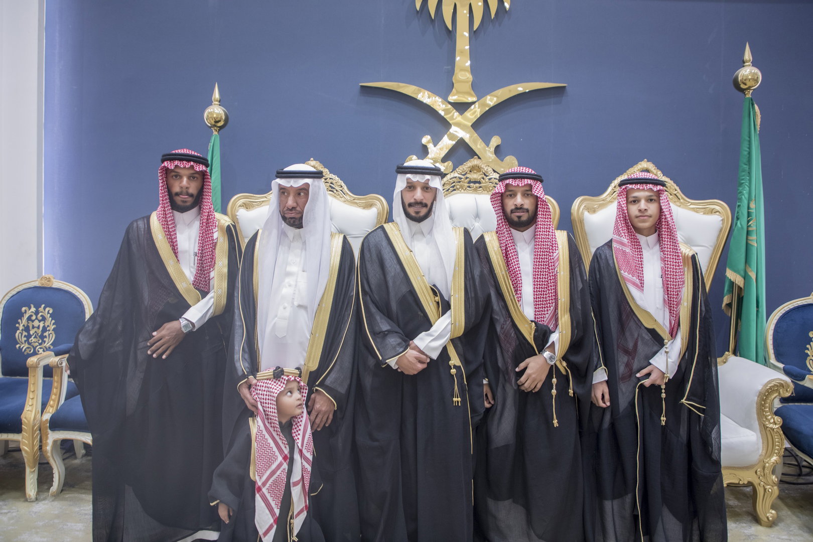 واحييا هذا الزواج غناء الفنانين 1. دحوم الطلاسي                                 2. منصور الدخيل                 3. بن مرضي                4. محمد مبارك