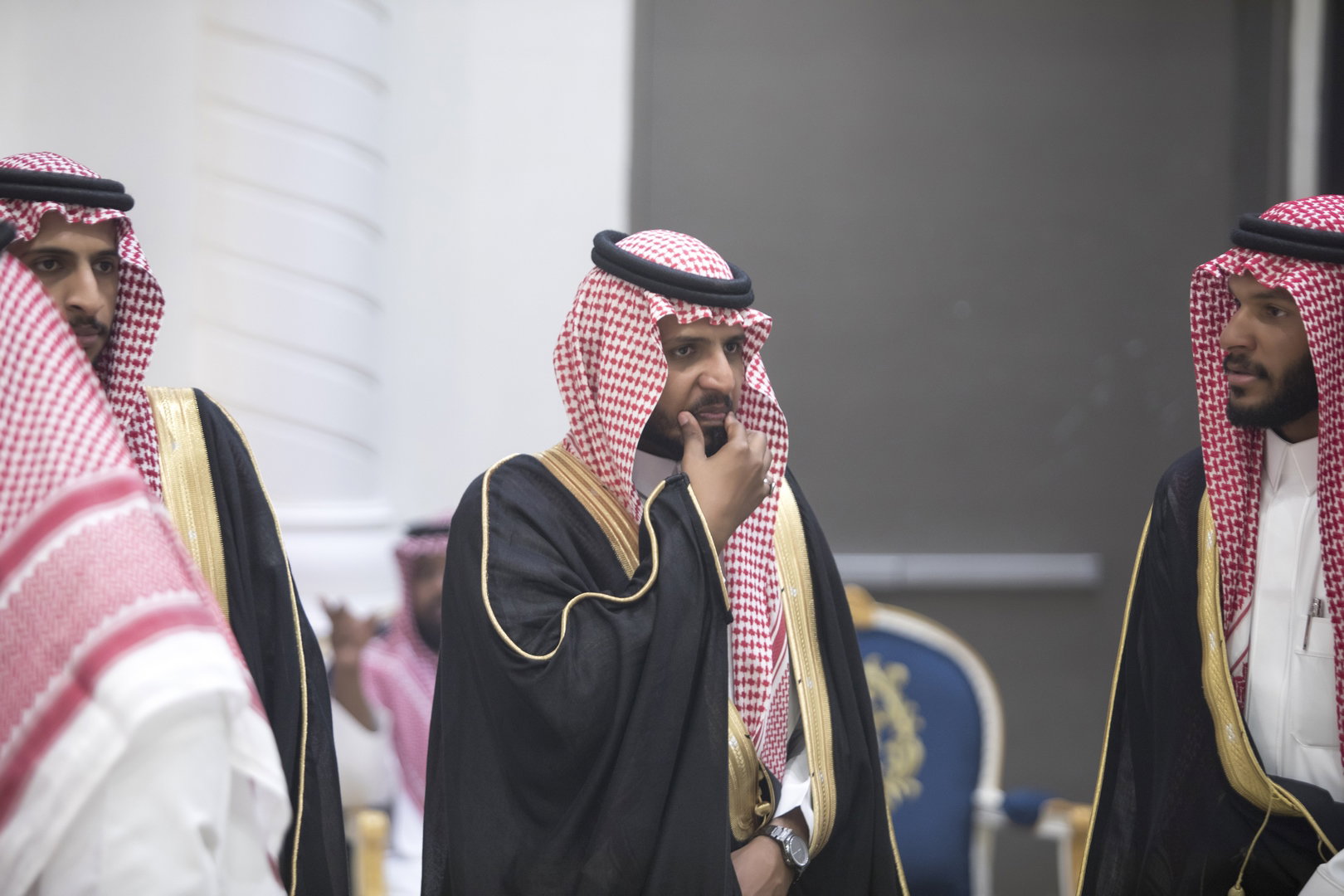 واحييا هذا الزواج غناء الفنانين 1. دحوم الطلاسي                                 2. منصور الدخيل                 3. بن مرضي                4. محمد مبارك