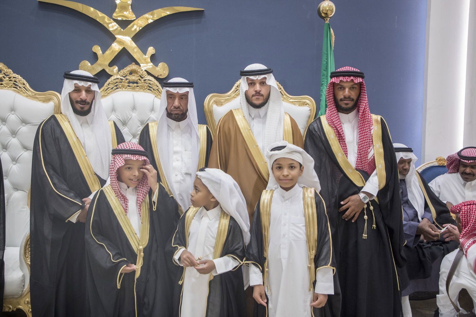 واحييا هذا الزواج غناء الفنانين 1. دحوم الطلاسي                                 2. منصور الدخيل                 3. بن مرضي                4. محمد مبارك