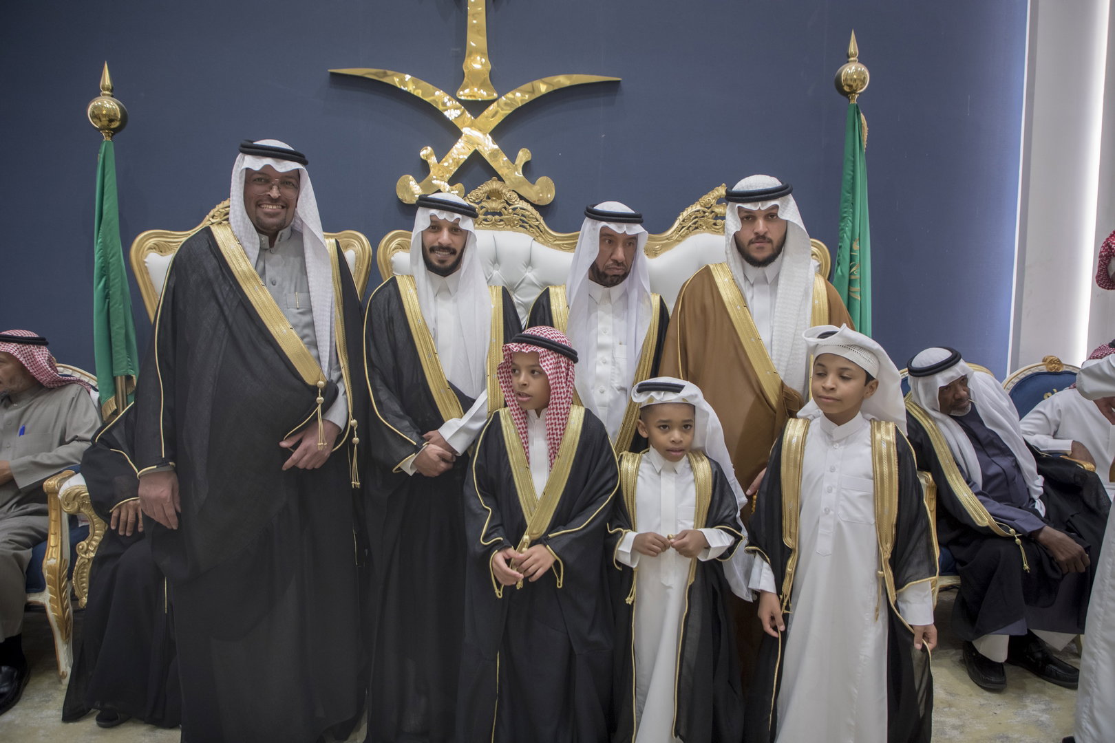 واحييا هذا الزواج غناء الفنانين 1. دحوم الطلاسي                                 2. منصور الدخيل                 3. بن مرضي                4. محمد مبارك