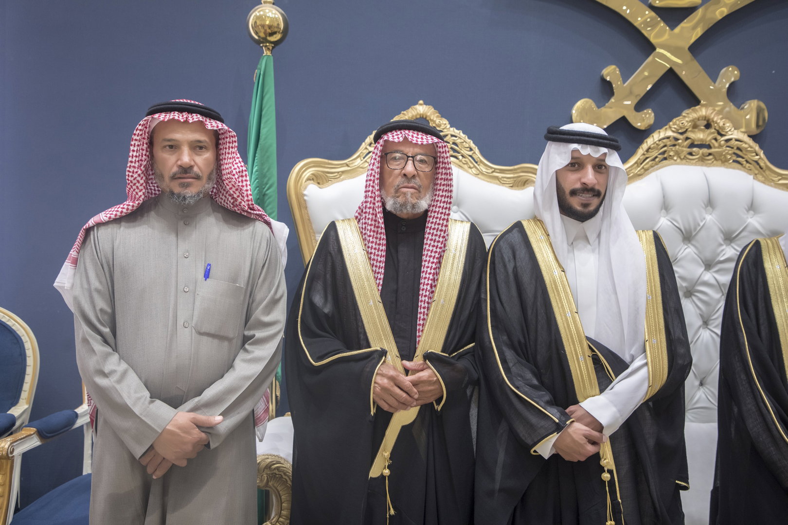 واحييا هذا الزواج غناء الفنانين 1. دحوم الطلاسي                                 2. منصور الدخيل                 3. بن مرضي                4. محمد مبارك