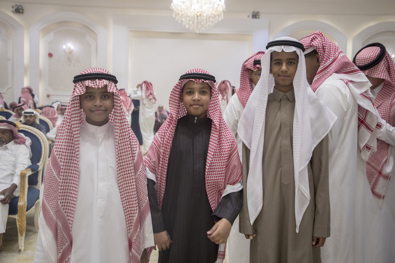 واحييا هذا الزواج غناء الفنانين 1. دحوم الطلاسي                                 2. منصور الدخيل                 3. بن مرضي                4. محمد مبارك