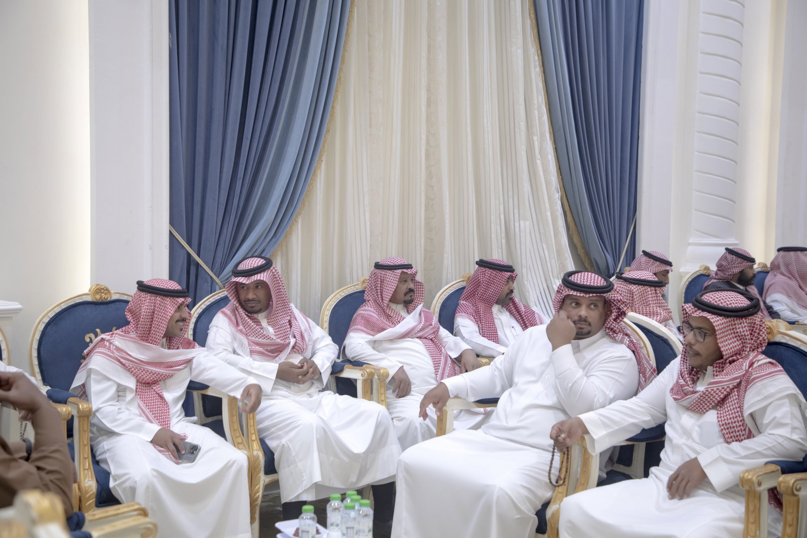 واحييا هذا الزواج غناء الفنانين 1. دحوم الطلاسي                                 2. منصور الدخيل                 3. بن مرضي                4. محمد مبارك