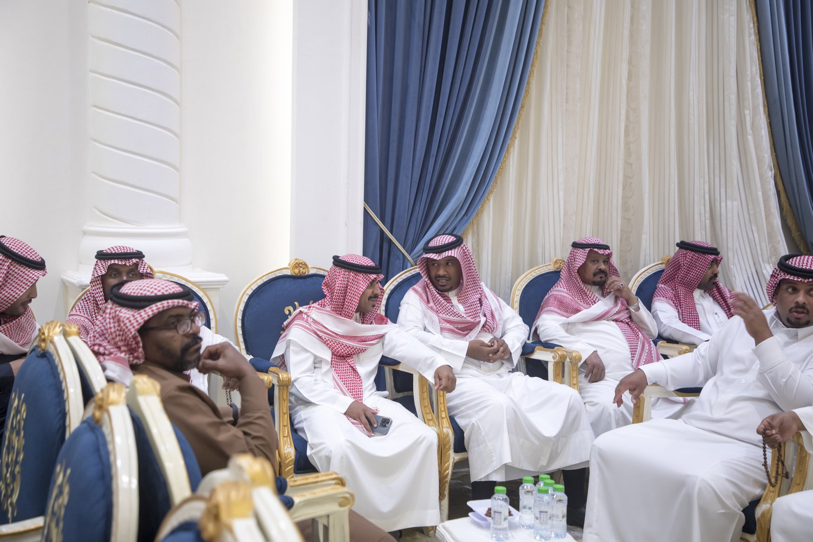 واحييا هذا الزواج غناء الفنانين 1. دحوم الطلاسي                                 2. منصور الدخيل                 3. بن مرضي                4. محمد مبارك