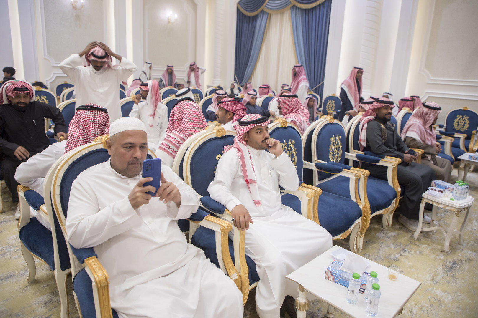 واحييا هذا الزواج غناء الفنانين 1. دحوم الطلاسي                                 2. منصور الدخيل                 3. بن مرضي                4. محمد مبارك