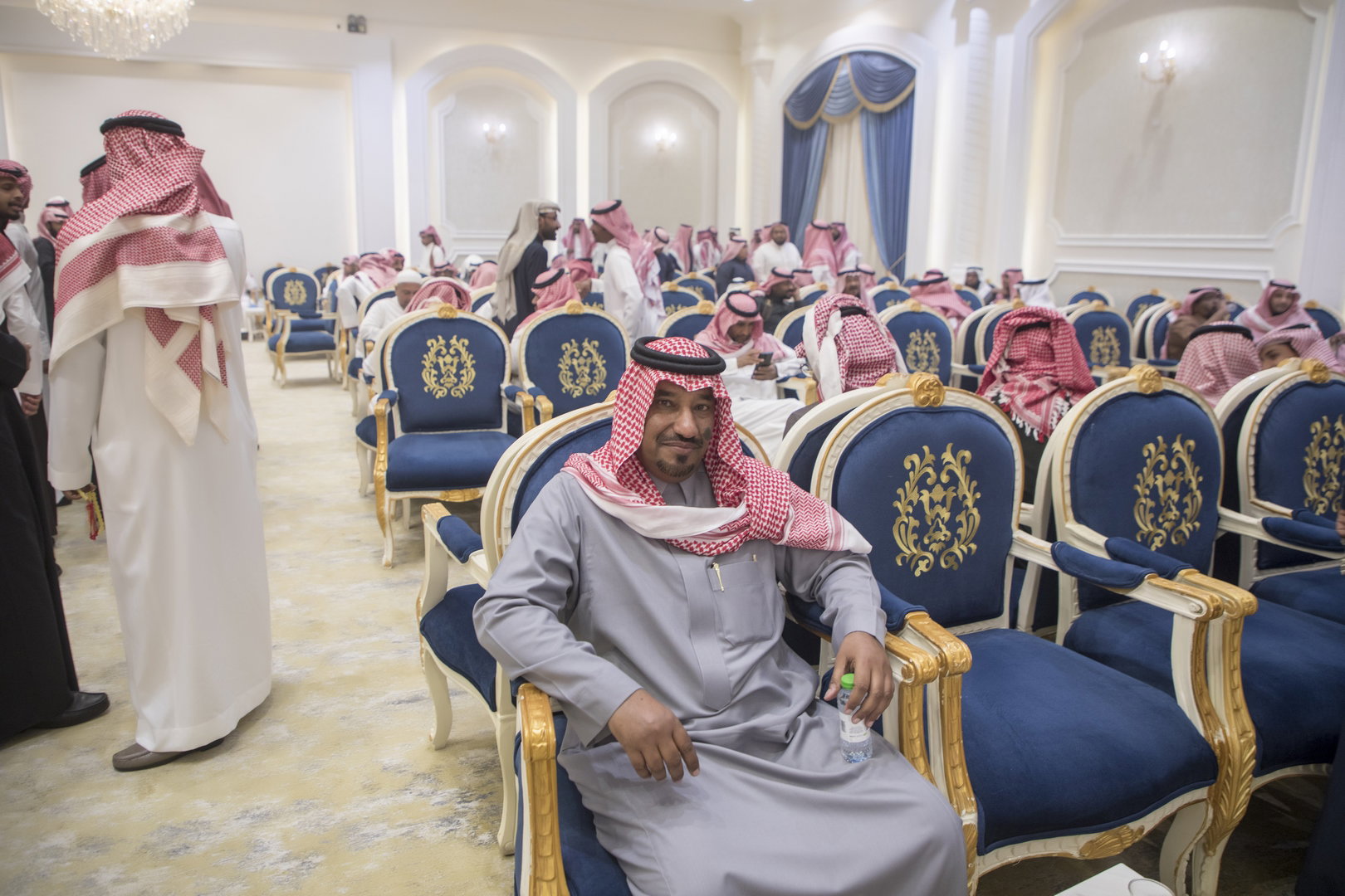 واحييا هذا الزواج غناء الفنانين 1. دحوم الطلاسي                                 2. منصور الدخيل                 3. بن مرضي                4. محمد مبارك