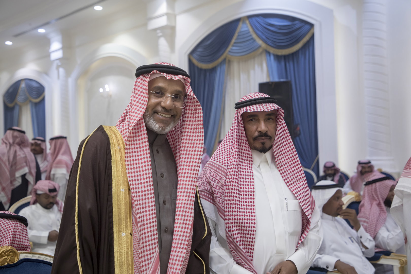 واحييا هذا الزواج غناء الفنانين 1. دحوم الطلاسي                                 2. منصور الدخيل                 3. بن مرضي                4. محمد مبارك