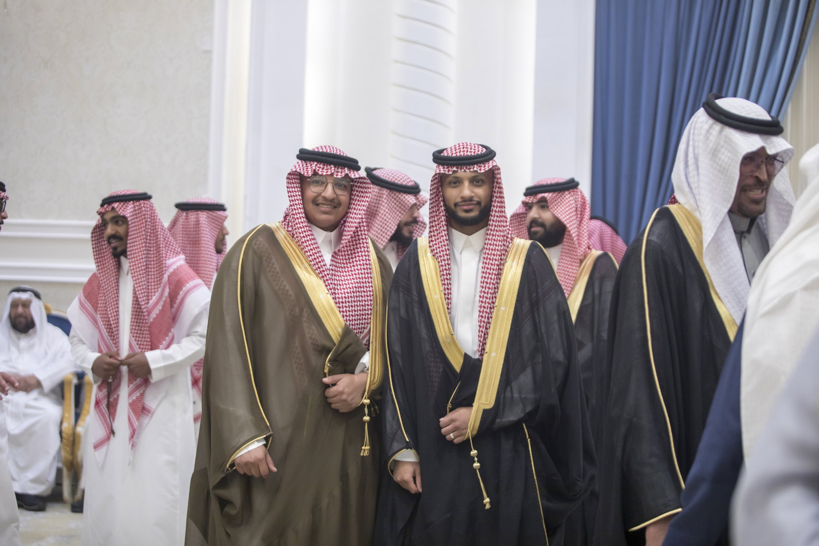 واحييا هذا الزواج غناء الفنانين 1. دحوم الطلاسي                                 2. منصور الدخيل                 3. بن مرضي                4. محمد مبارك