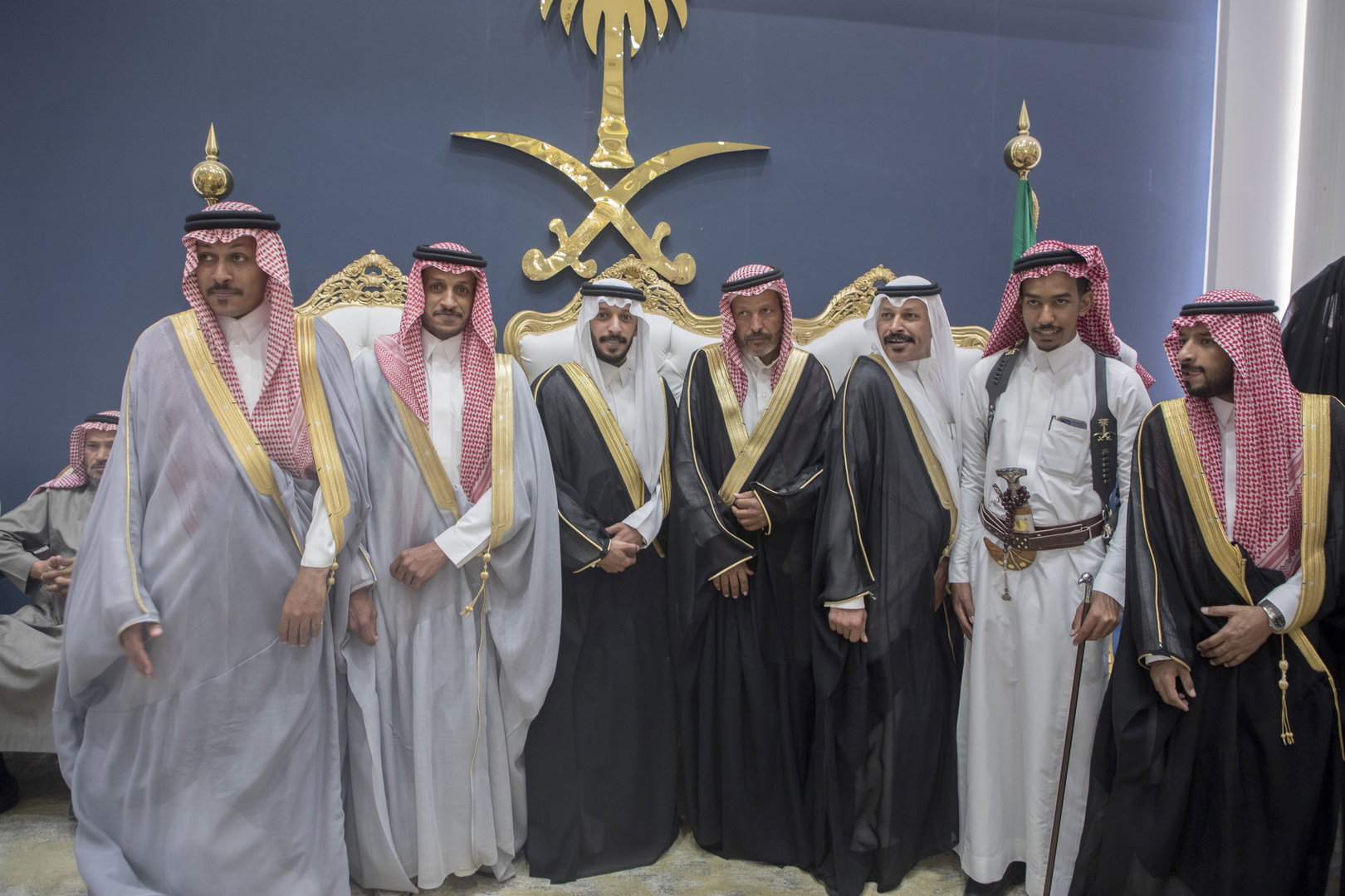 واحييا هذا الزواج غناء الفنانين 1. دحوم الطلاسي                                 2. منصور الدخيل                 3. بن مرضي                4. محمد مبارك