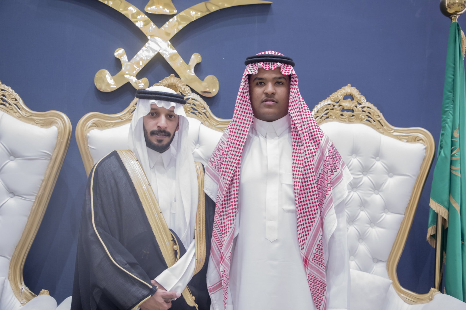 واحييا هذا الزواج غناء الفنانين 1. دحوم الطلاسي                                 2. منصور الدخيل                 3. بن مرضي                4. محمد مبارك