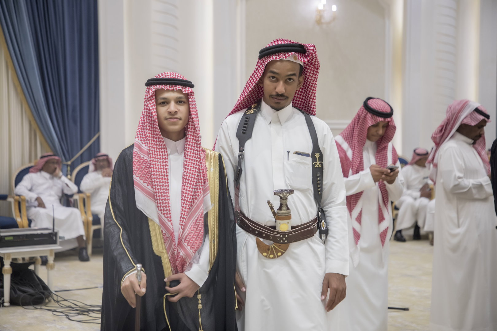 واحييا هذا الزواج غناء الفنانين 1. دحوم الطلاسي                                 2. منصور الدخيل                 3. بن مرضي                4. محمد مبارك