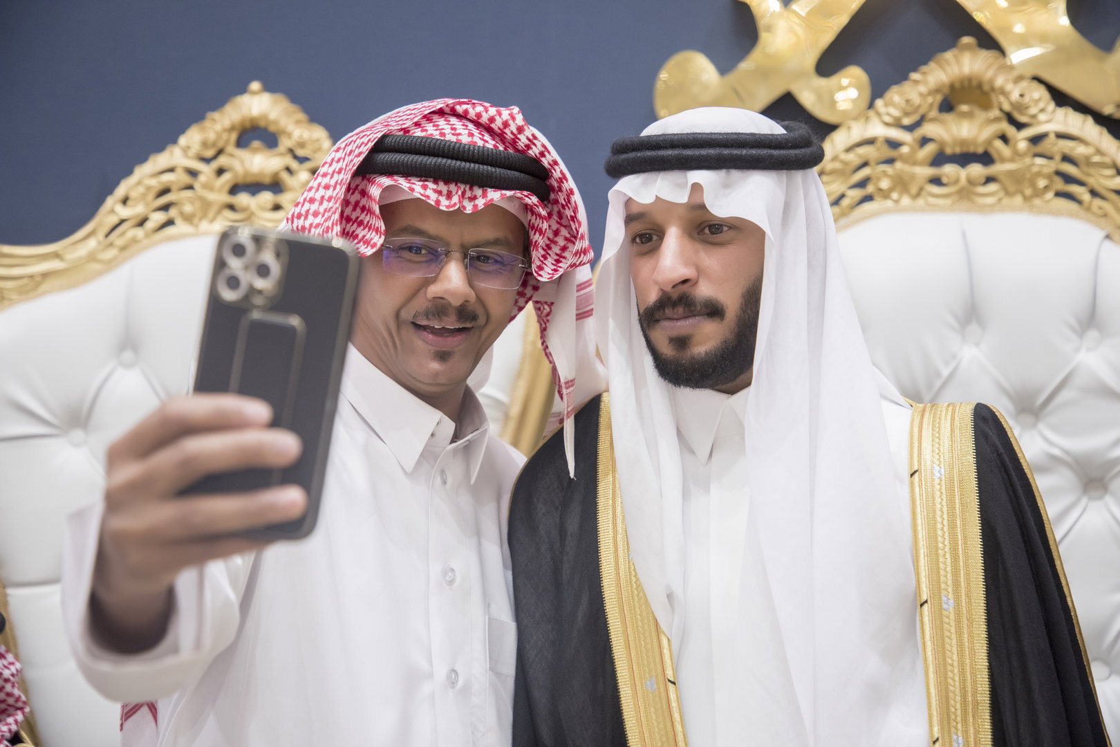 واحييا هذا الزواج غناء الفنانين 1. دحوم الطلاسي                                 2. منصور الدخيل                 3. بن مرضي                4. محمد مبارك