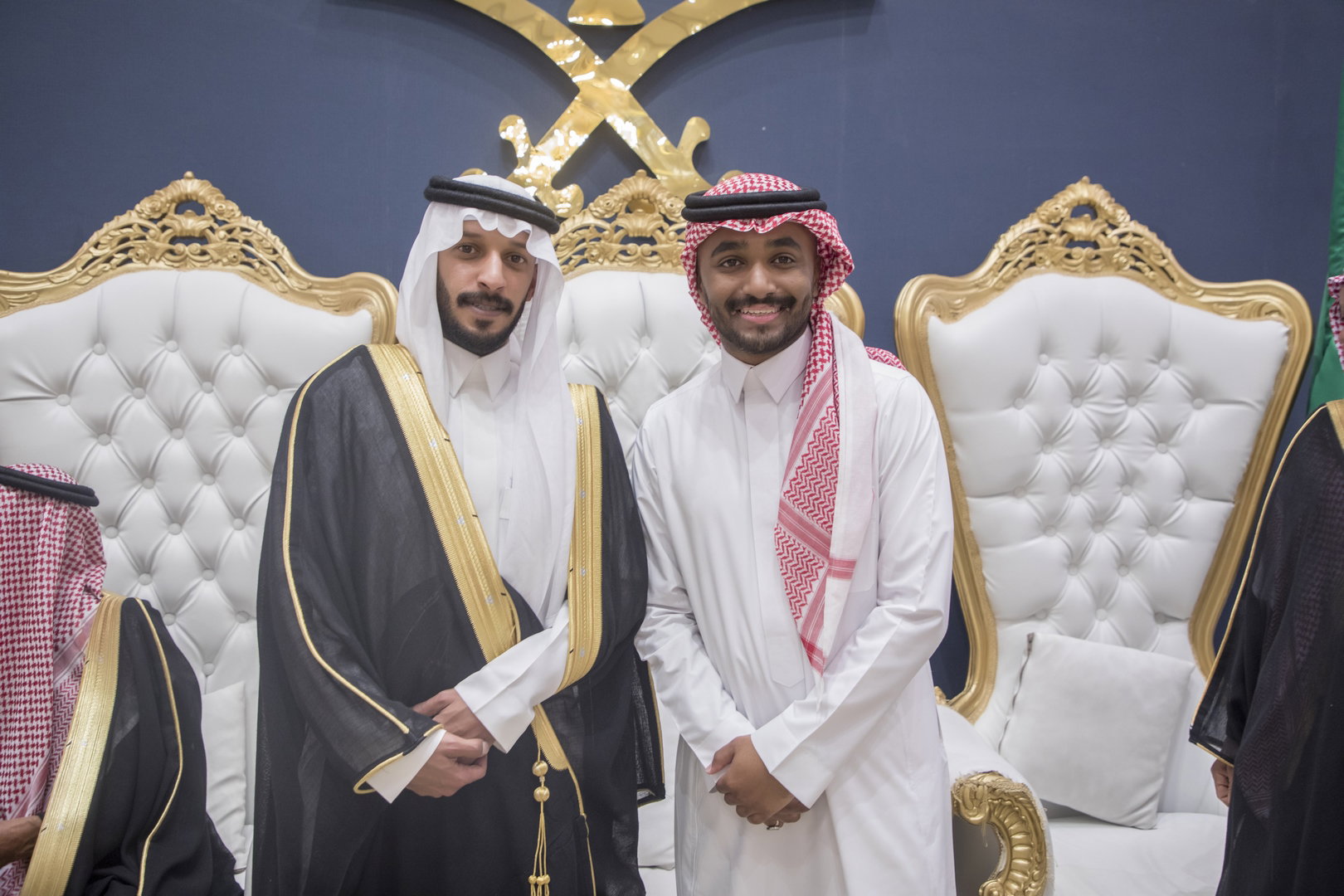 واحييا هذا الزواج غناء الفنانين 1. دحوم الطلاسي                                 2. منصور الدخيل                 3. بن مرضي                4. محمد مبارك