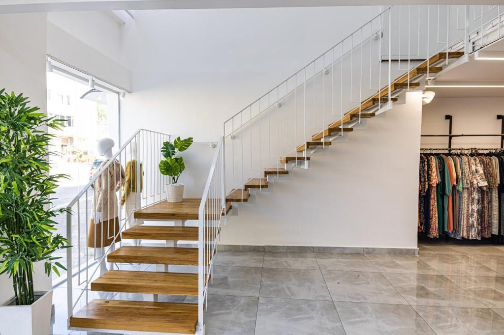 Customized metal stairs