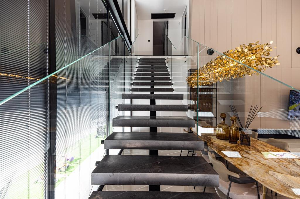 Customized metal stairs