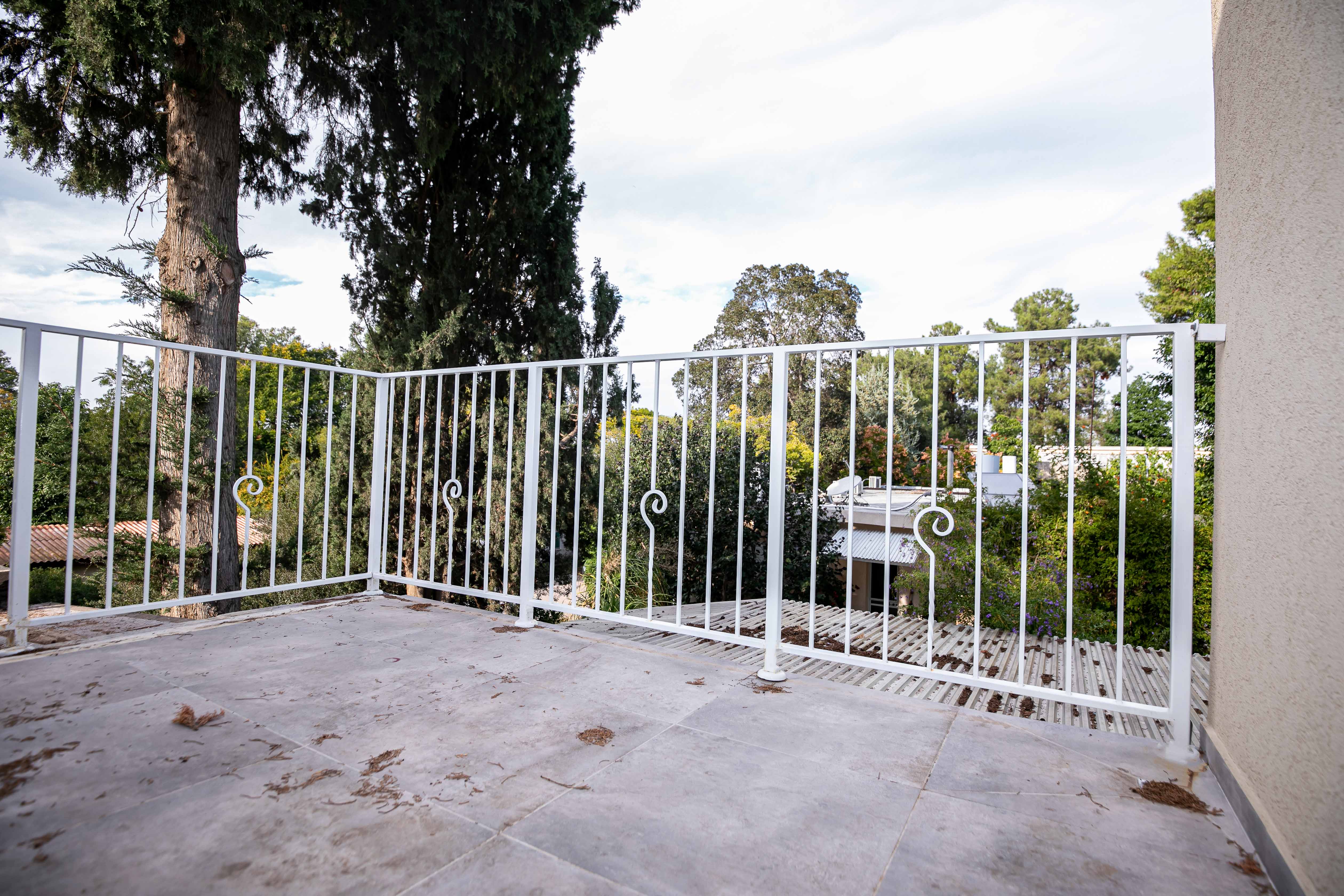 Customized metal stairs