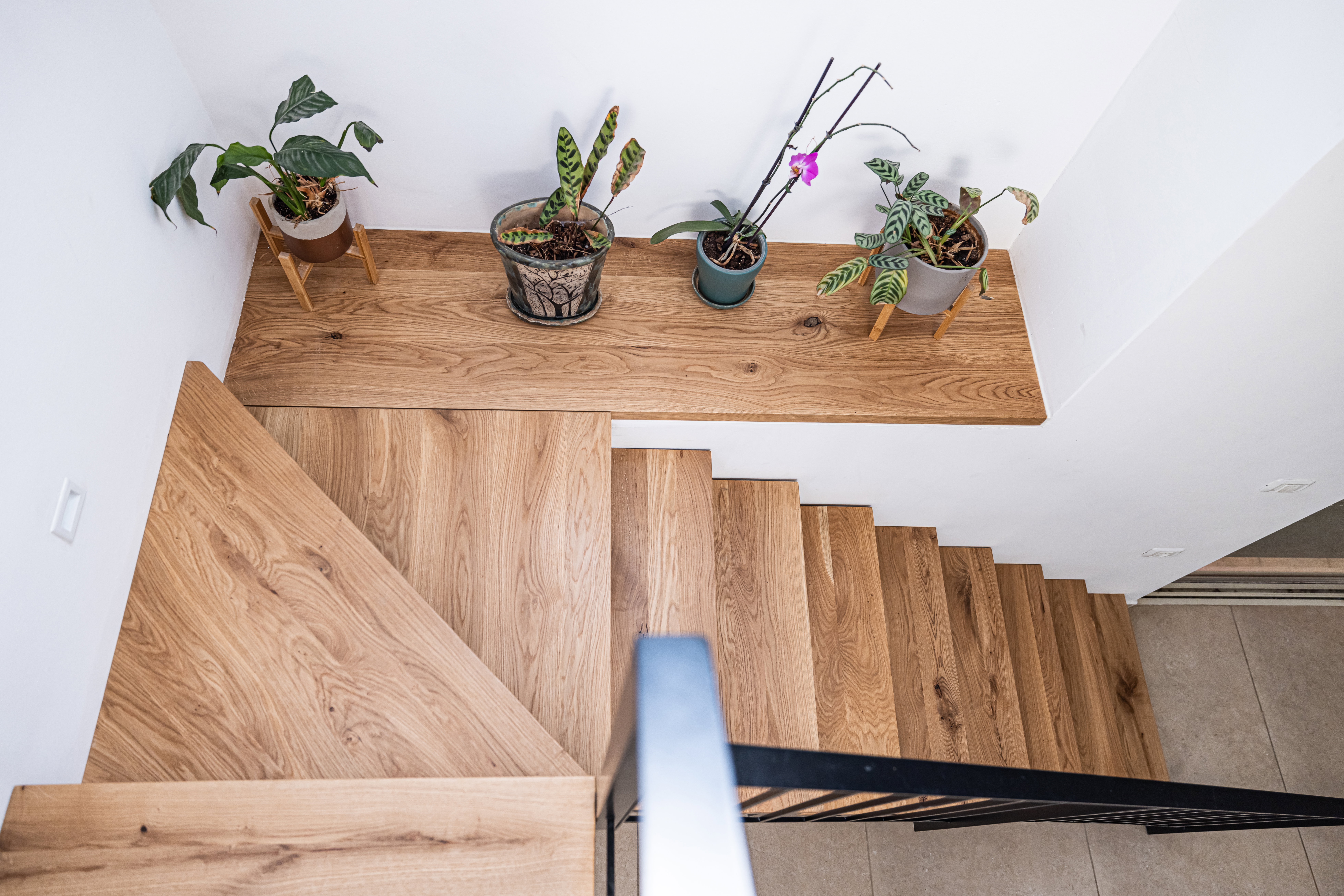 Customized metal stairs