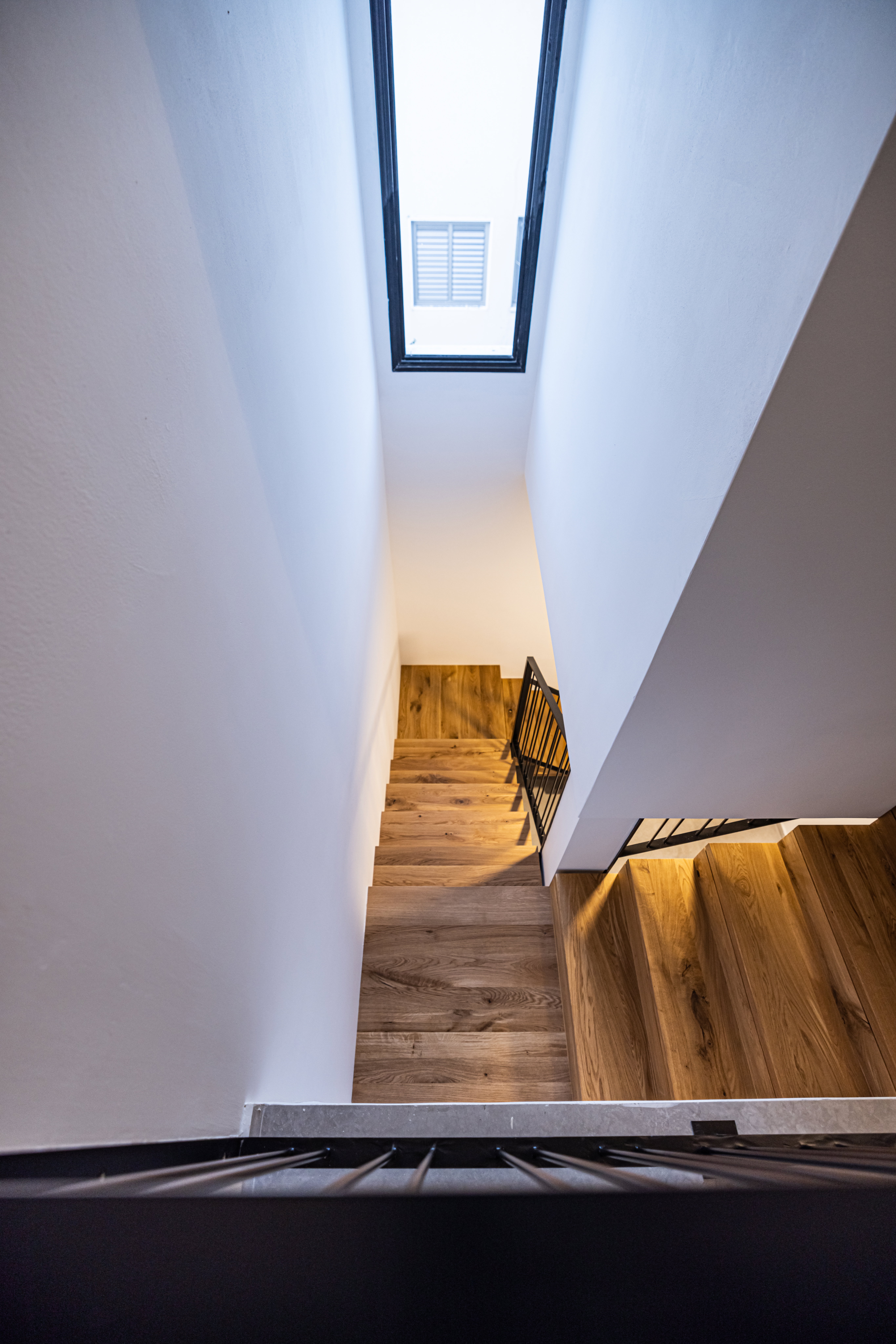 Customized metal stairs