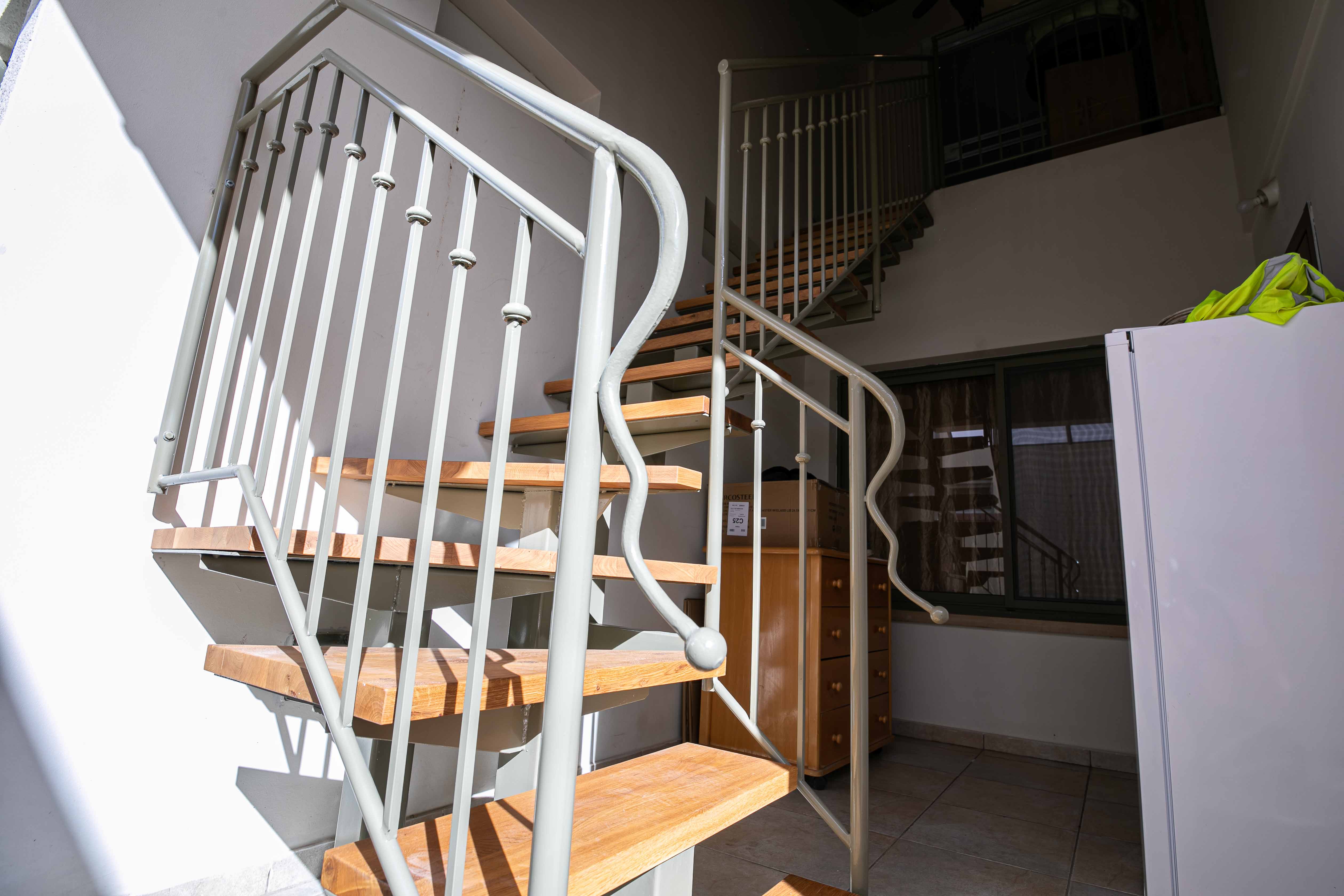 Customized metal stairs
