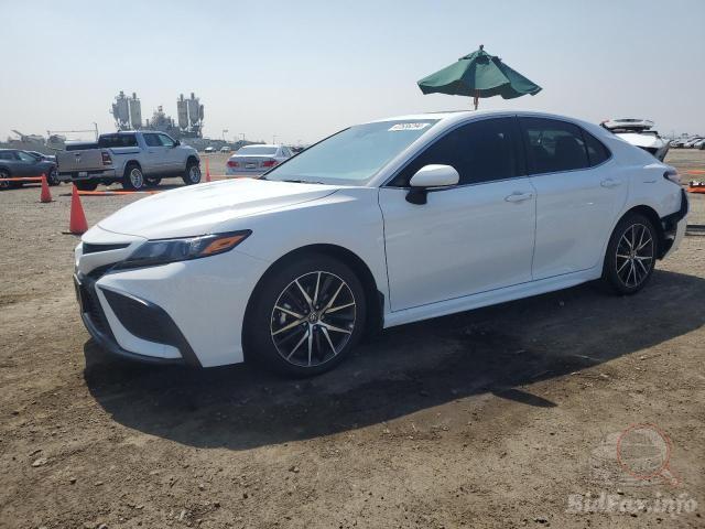 Toyota Camry SE Night Shade 2023 White 2.5L 4